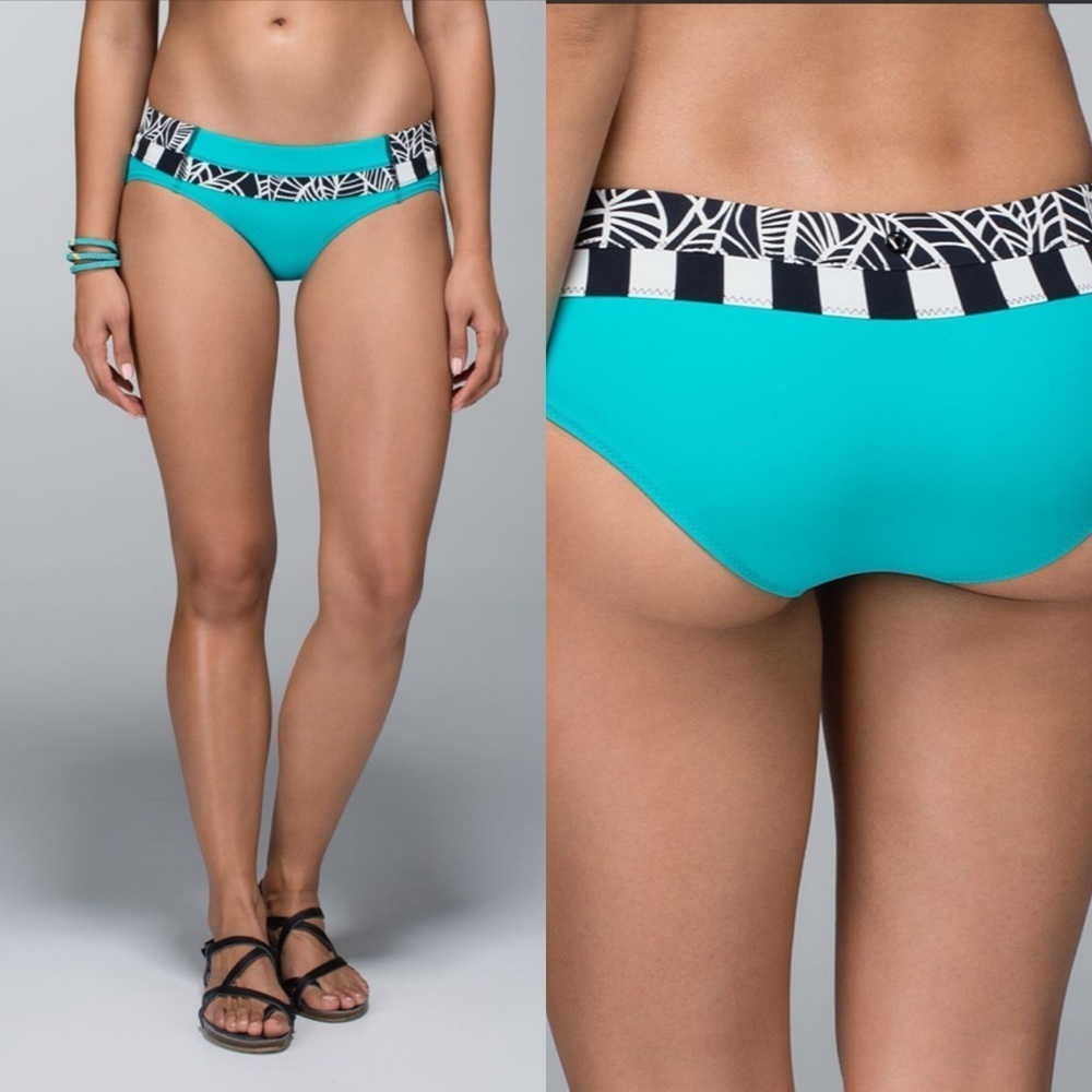 Lululemon Shanti Surf Hipster
Blue Tropics / Pretty Palm Black Angel Wing 6